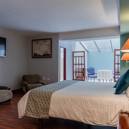 Hotel Libertador ロハ エクステリア 写真