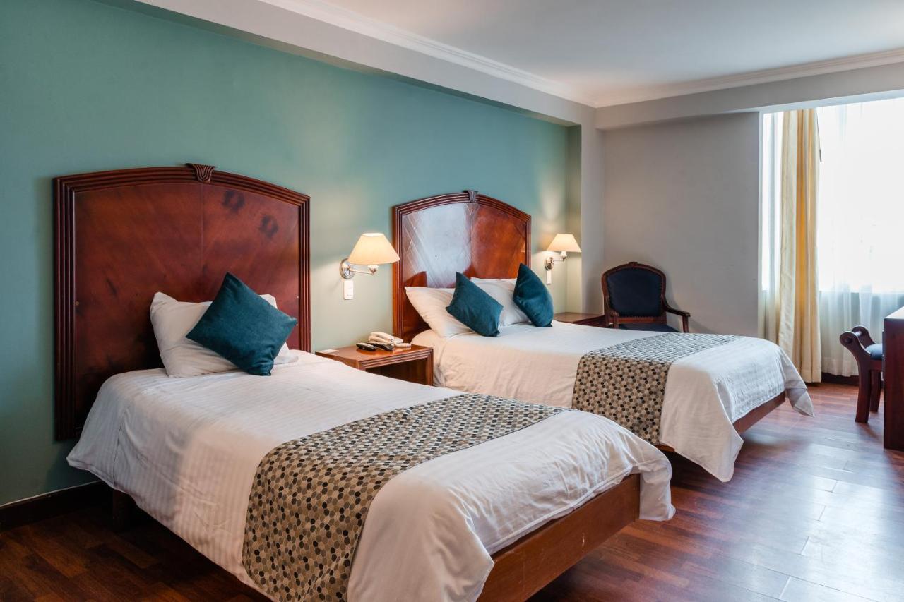 Hotel Libertador ロハ エクステリア 写真