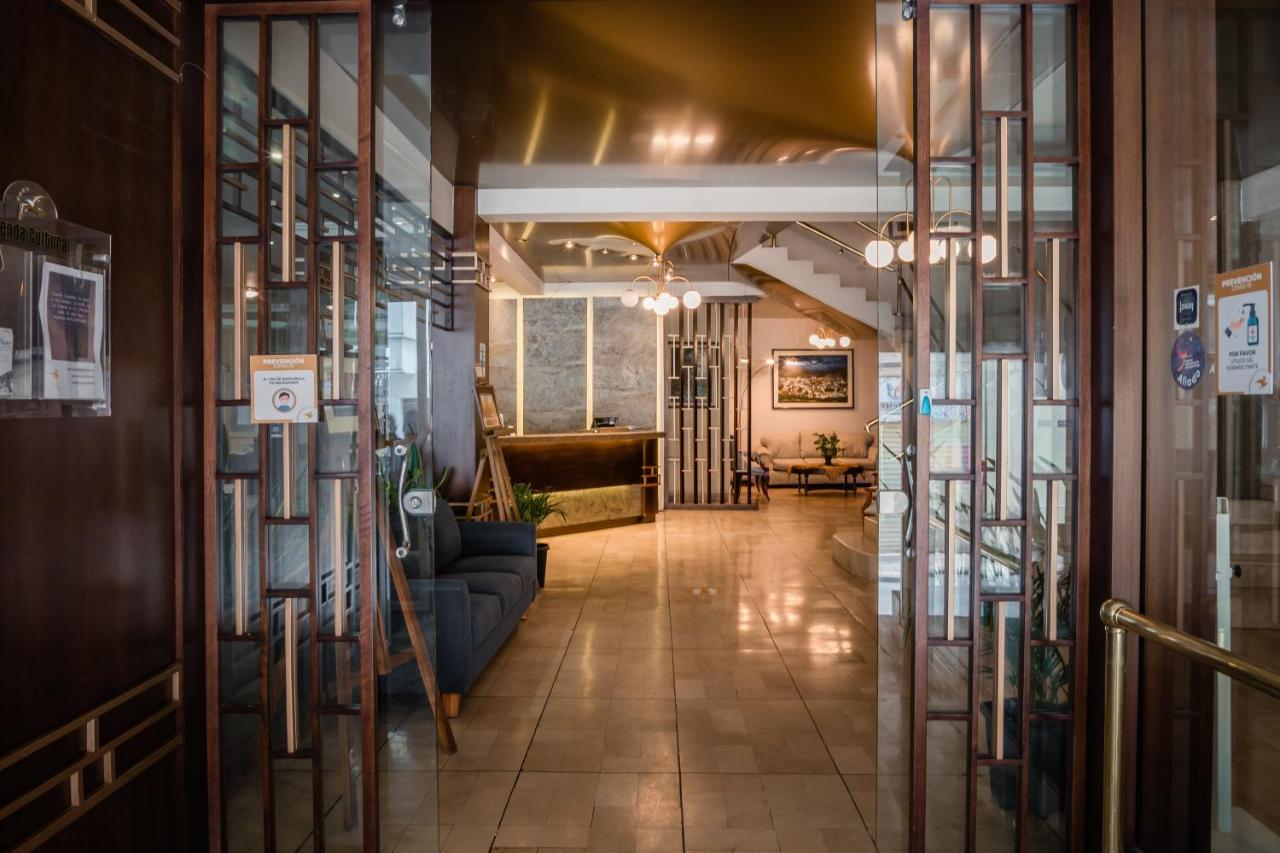 Hotel Libertador ロハ エクステリア 写真