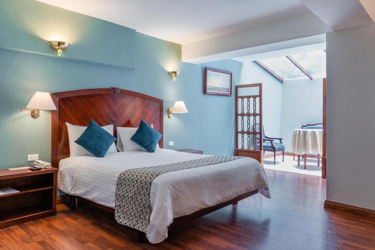 Hotel Libertador ロハ エクステリア 写真
