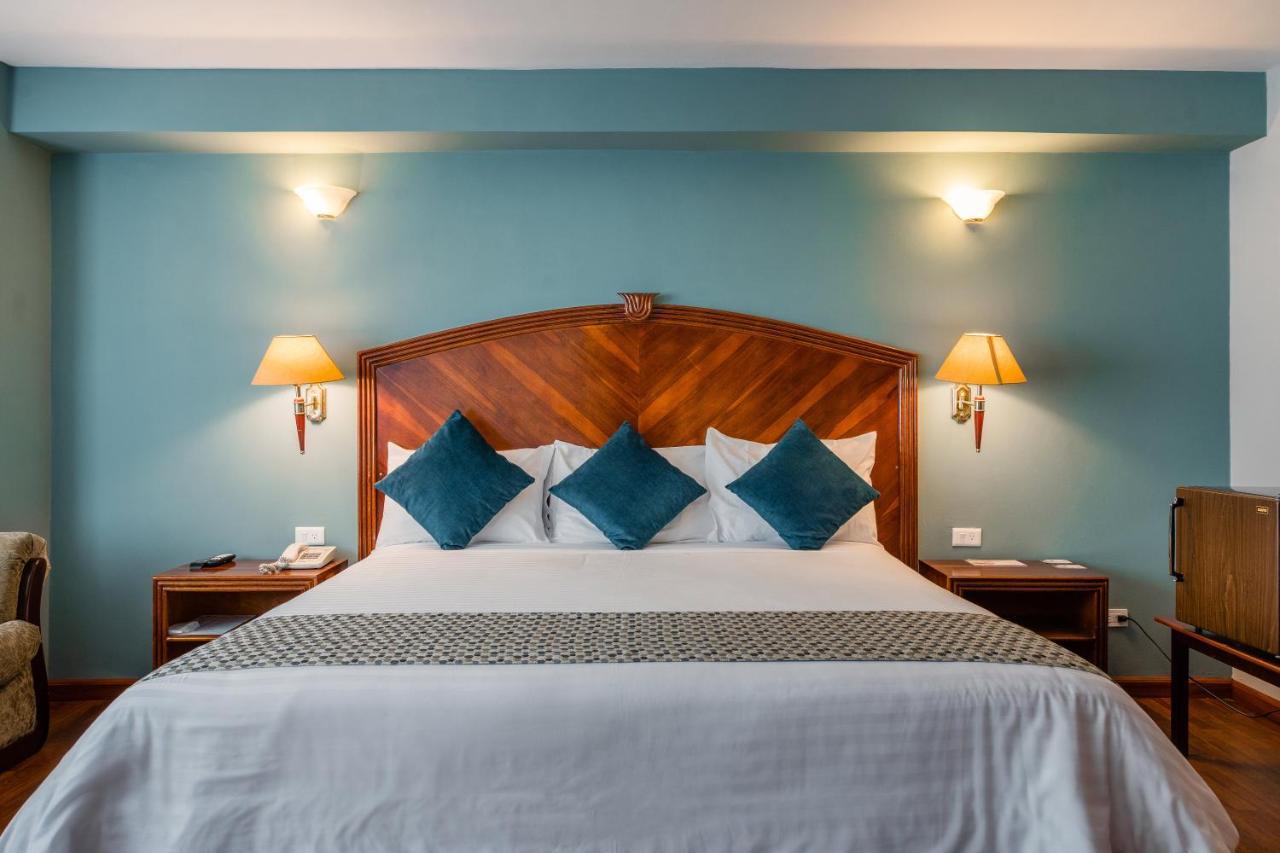 Hotel Libertador ロハ エクステリア 写真