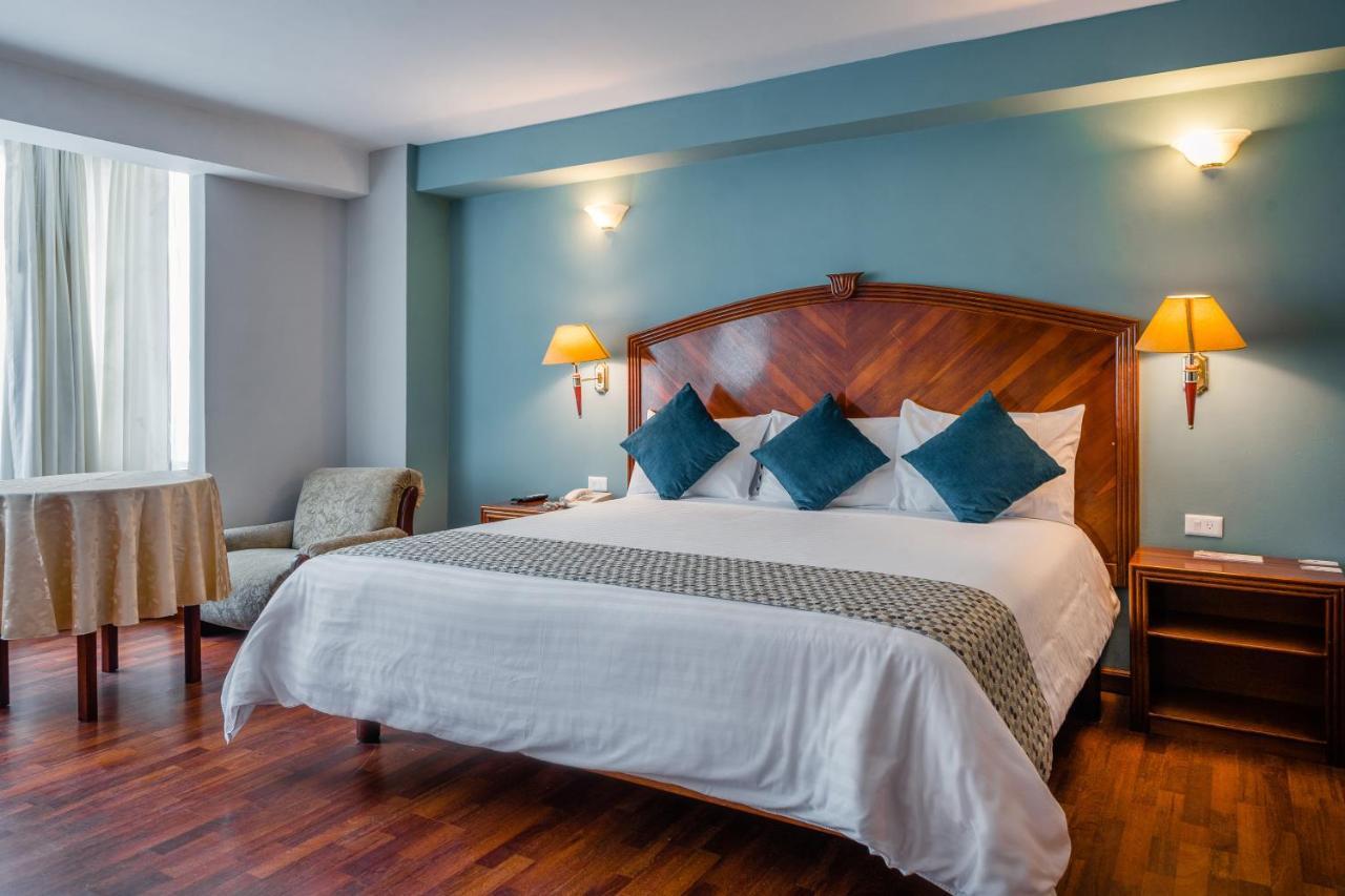 Hotel Libertador ロハ エクステリア 写真