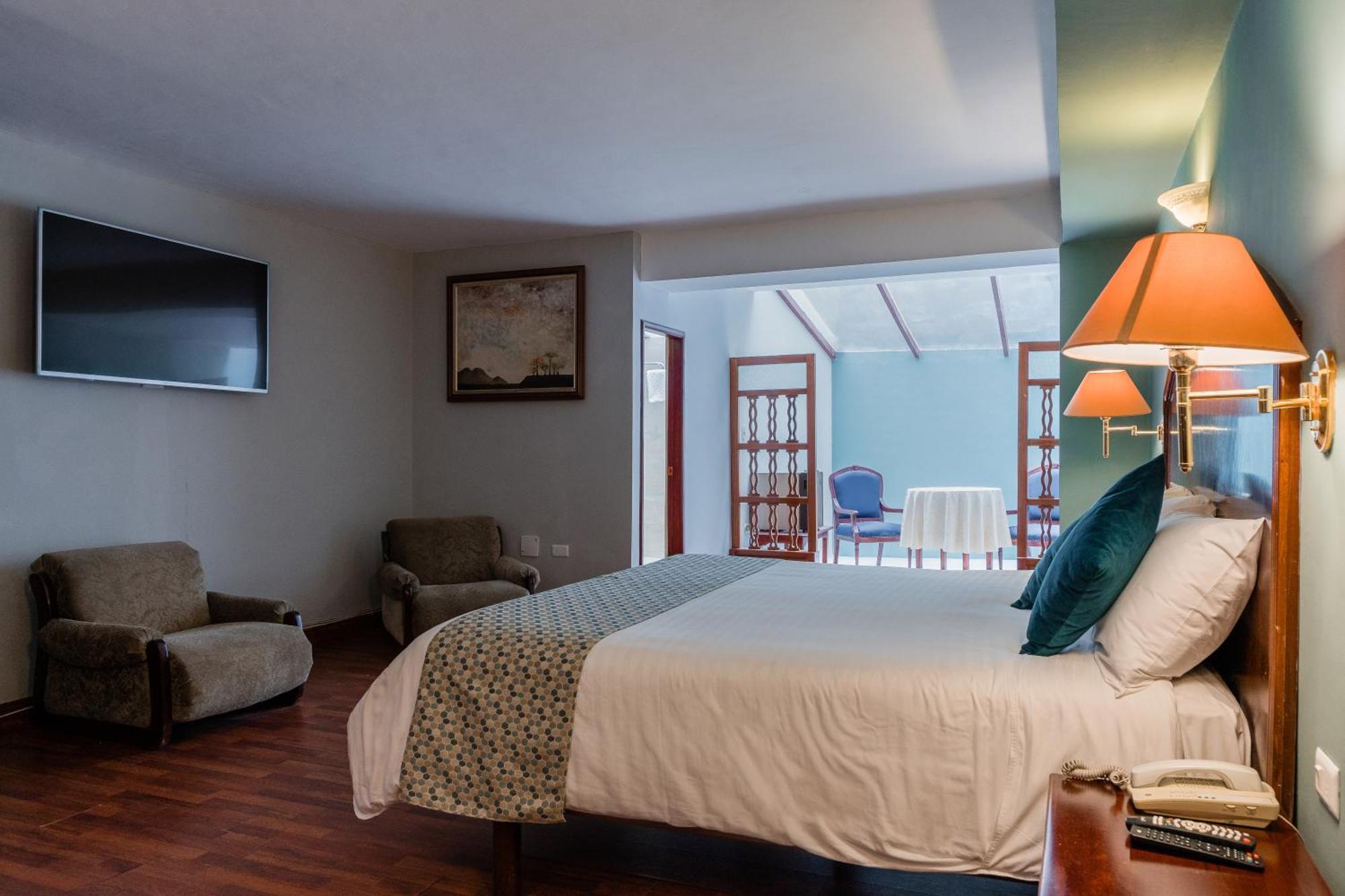 Hotel Libertador ロハ エクステリア 写真