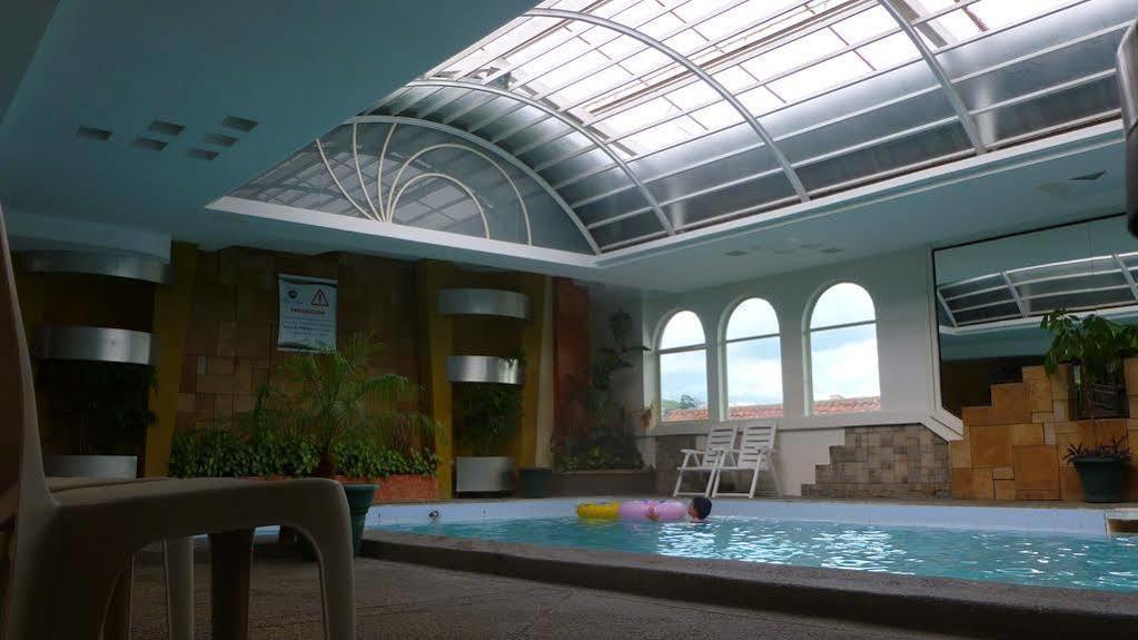 Hotel Libertador ロハ エクステリア 写真